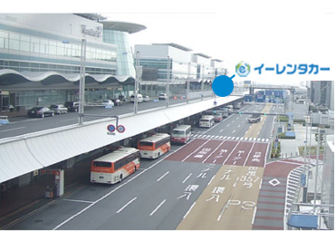 羽田空港 国内線第１・２ターミナル２階での貸出返却